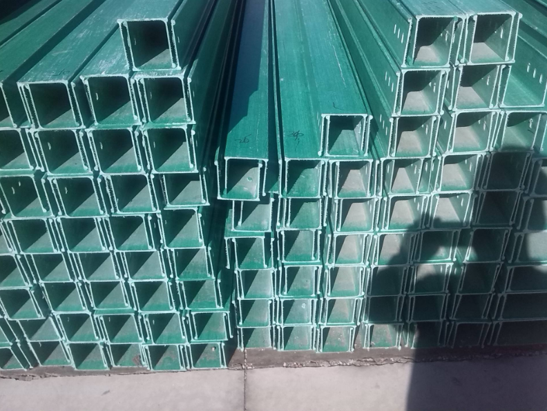 玻璃鋼電纜橋架